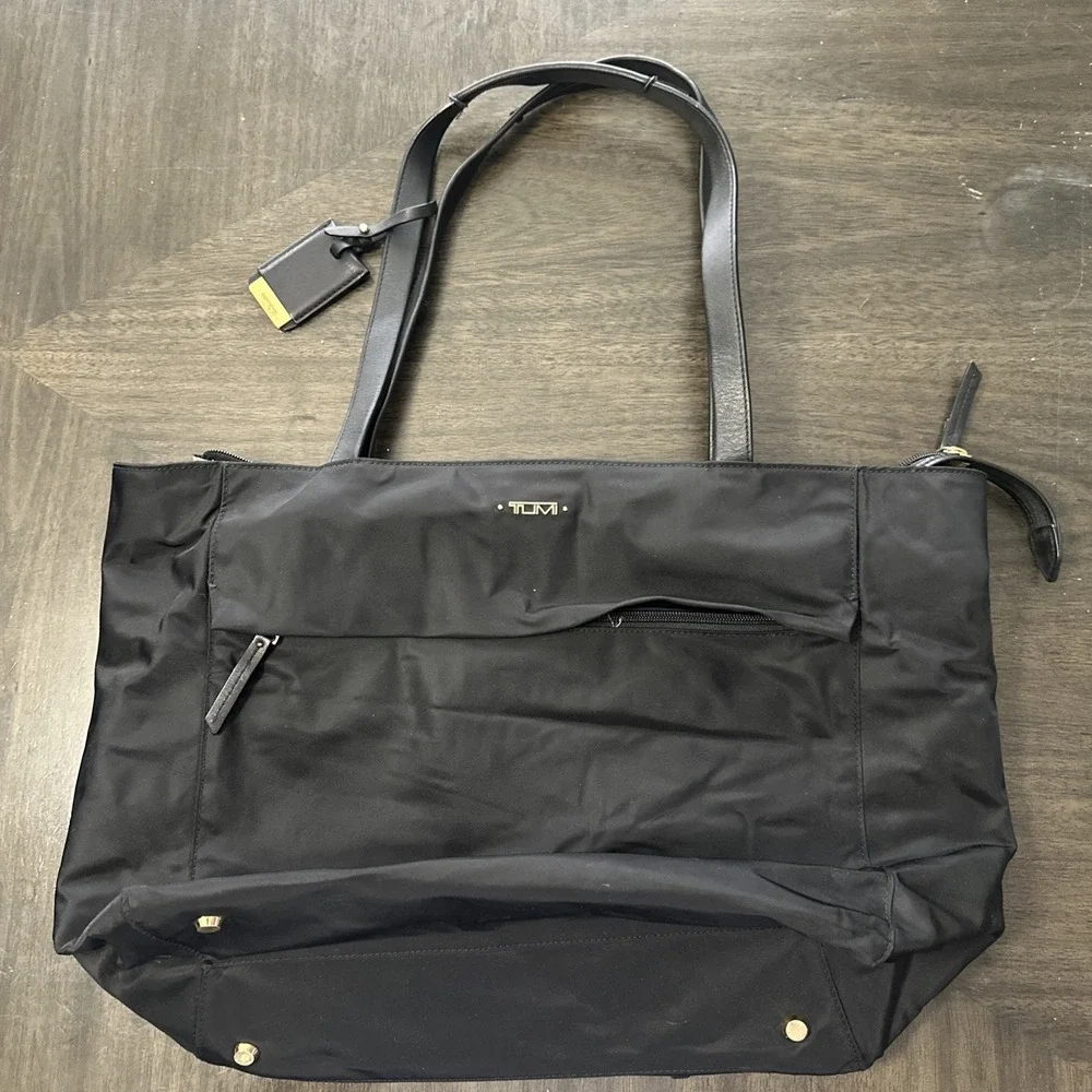 Tumi Voyageur Tote Bag Black Nylon Leather Straps Zip Top
